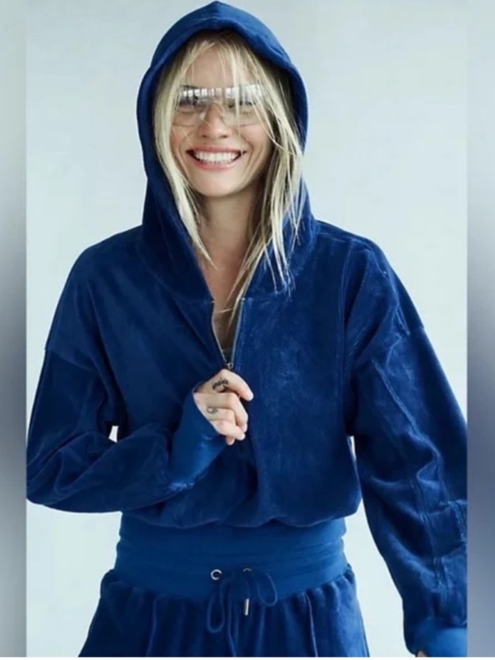 Free People Lets Volley Velour Hoodie Navy Blue Size XL NWT